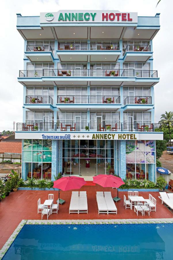 Annecy Hotel Vang Vieng Exterior photo